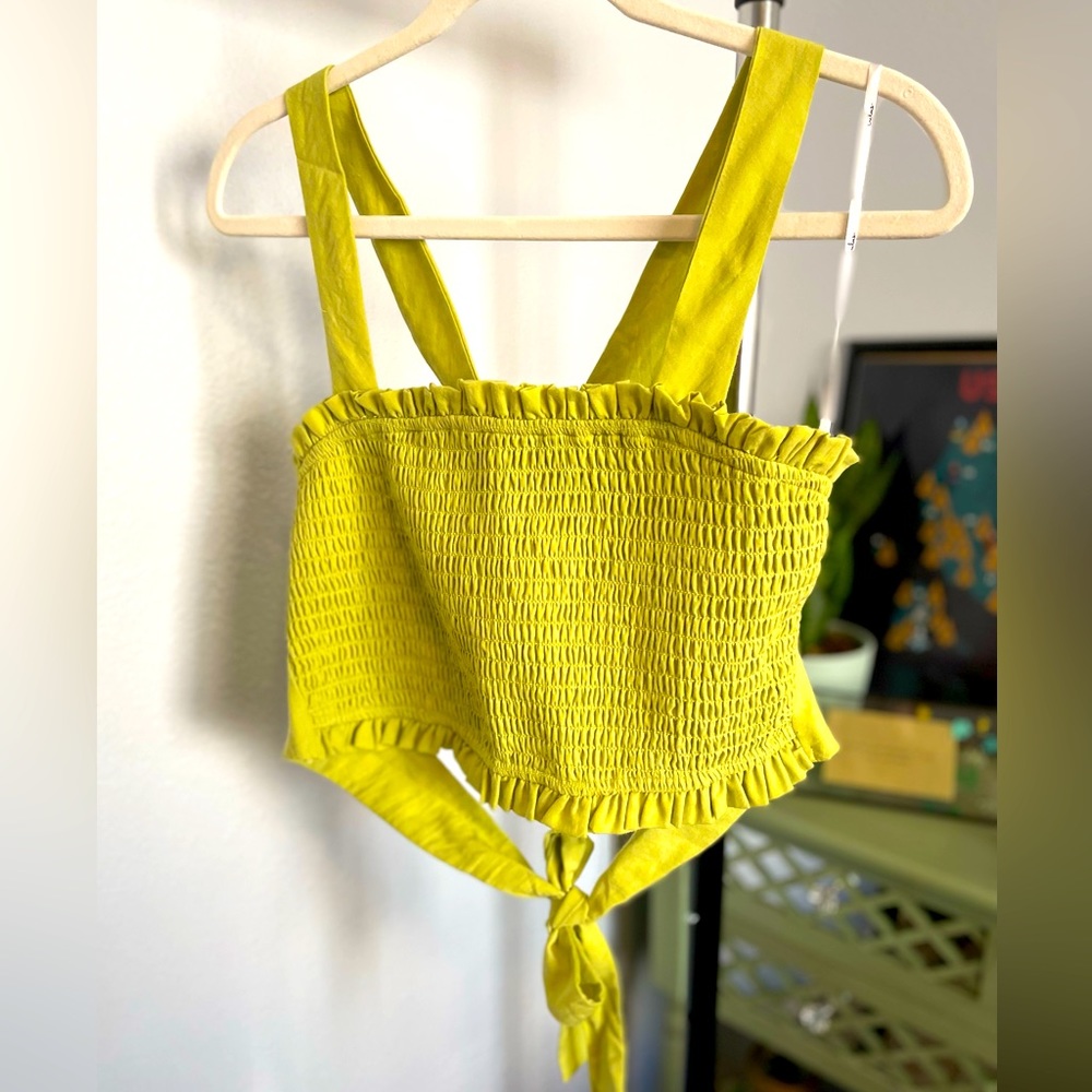 Crop top